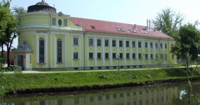 Vízzel fűthet az Árpád fürdő