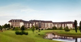 Téli pihenés a golfpálya mellett