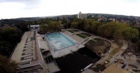 Miskolctapolcai strand: utolsó simításoknál járnak
