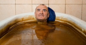 Gyógyhatású fürdő nyersolajból?