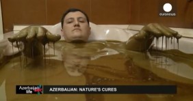 Gyógyhatású olaj és vulkáni gyógyiszap Gyógyhatású olaj és vulkáni gyógyiszap