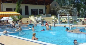 Bővítik az egyik budapesti strandfürdőt