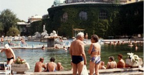 1988-as fürdős fotók: Széchenyi, Gellért, Balatonalmádi