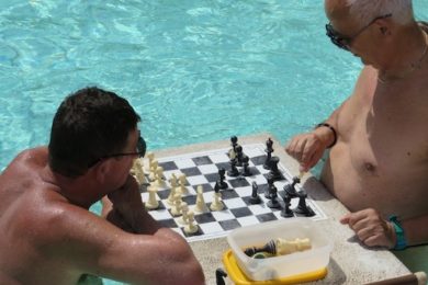 7 hely a világban, ahol fürödve sakkozhat