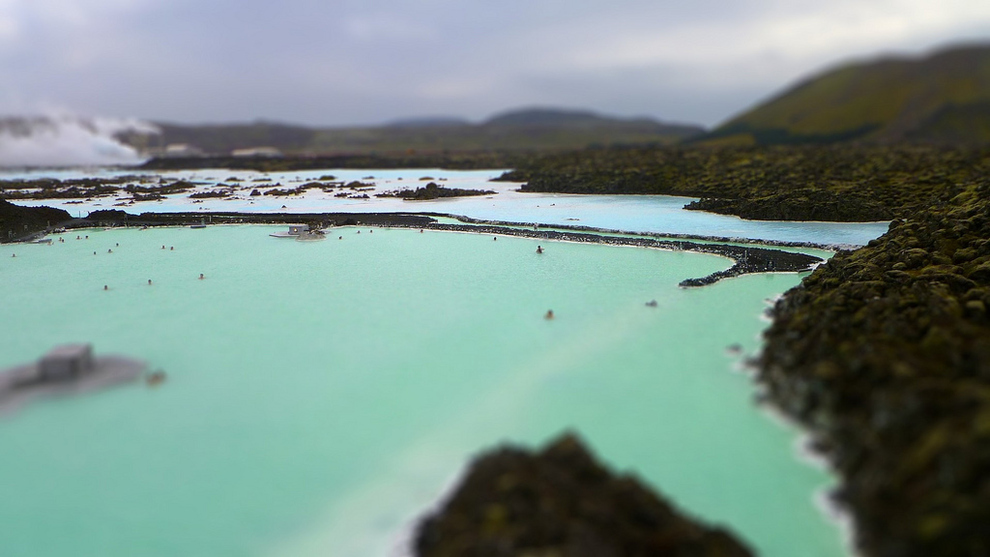 Kék lagúna izlandi pikkelysömör fejbőr