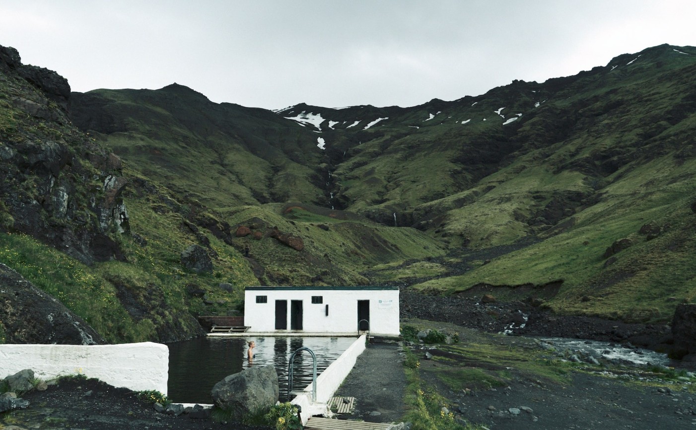 Seljavallalaug Izland termálmedence