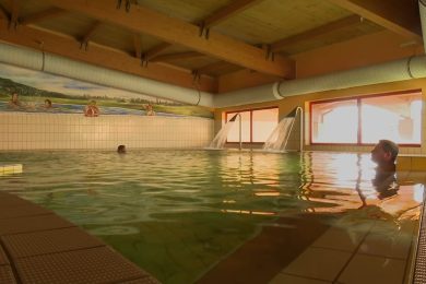 Olcsó gyógyfürdők a Dunántúlon és a Dél-Alföldön, orvosi vélemény a fürdőzési időről