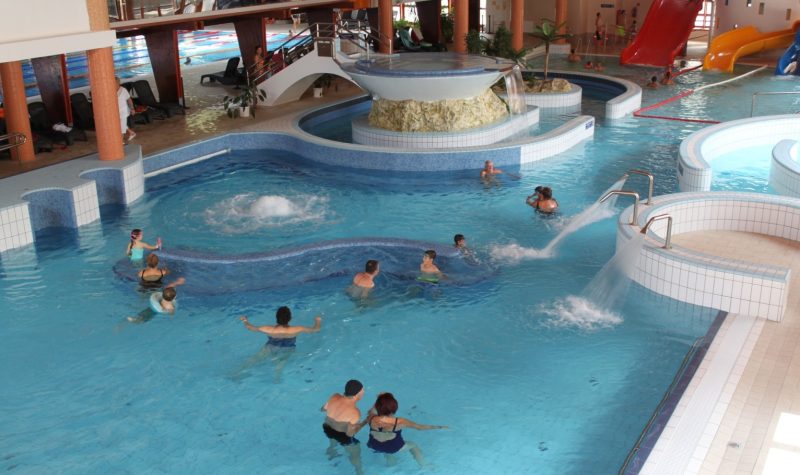 Két gyógyfürdő, ahol most díjmentesen használhatjuk az élménymedencéket