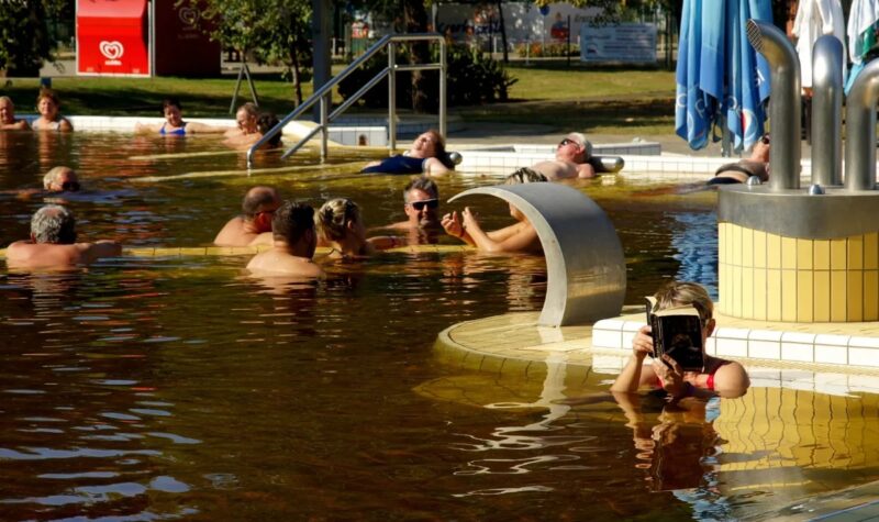 Számos magyarországi fürdőben enyhíthetjük a krónikus izomfájdalmainkat