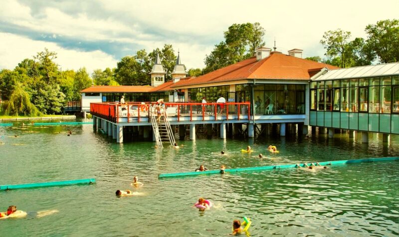 Hévízi Tófürdő: lesz-e ideiglenes fürdőház?