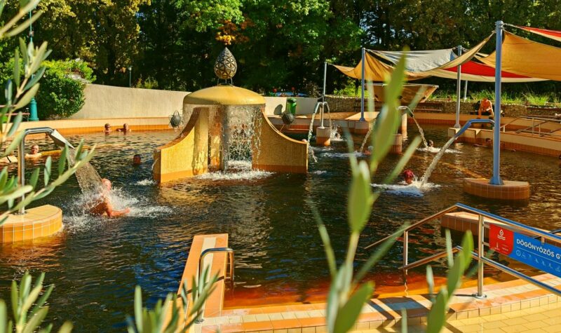 Idén már 448 ezren gyógyultak, pihentek ebben a dél-alföldi gyógyfürdőben