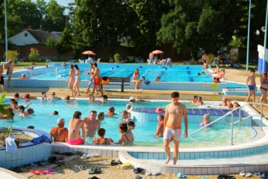 Kiderült, hogy miért zárták be a Barcsi Gyógyfürdőt