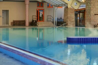 2137 lakosú hazai község, ahol különleges kénes gyógyvíz tör fel a mélyből