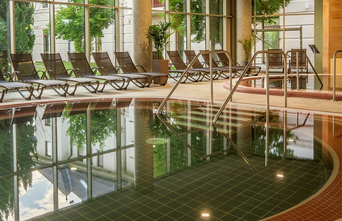 bükfürdői Greenfield Hotel gyógymedence
