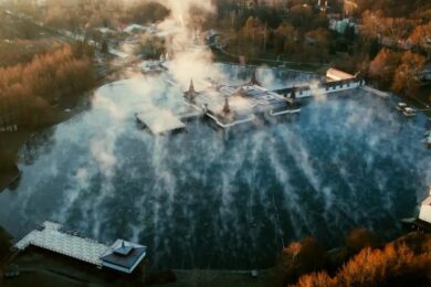 Fontos változások jönnek hétfőtől a Hévízi Tófürdőn