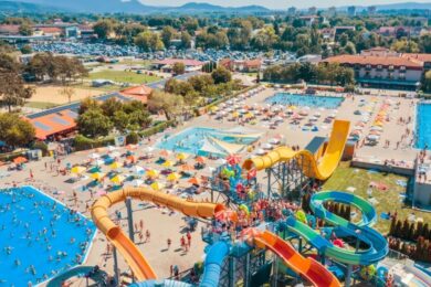 A nyáron feleslegesen bezáratott termálfürdő nem tervez jogi lépéseket