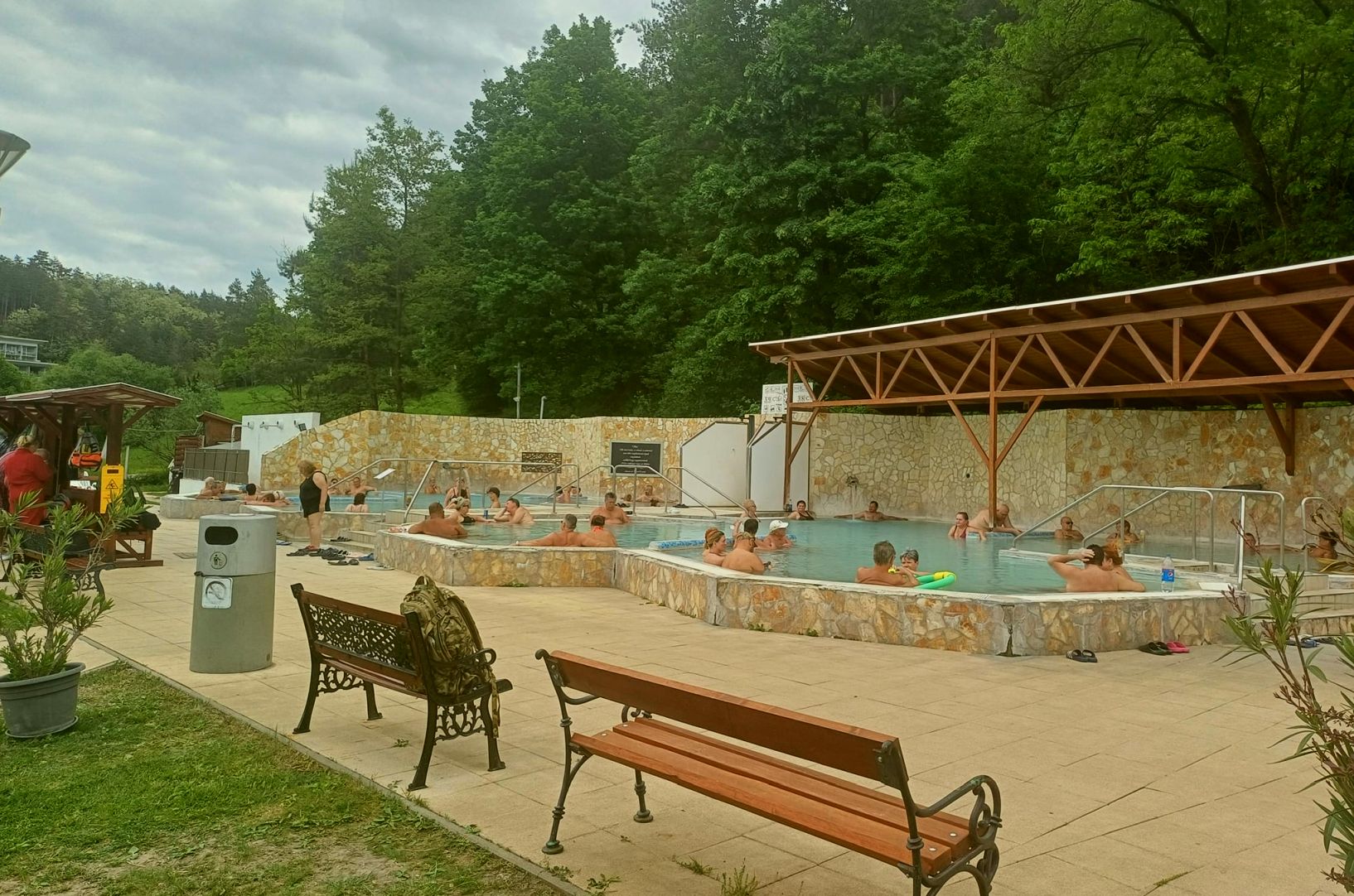 Nosztalgia Strandfürdő Egerszalókon nappal