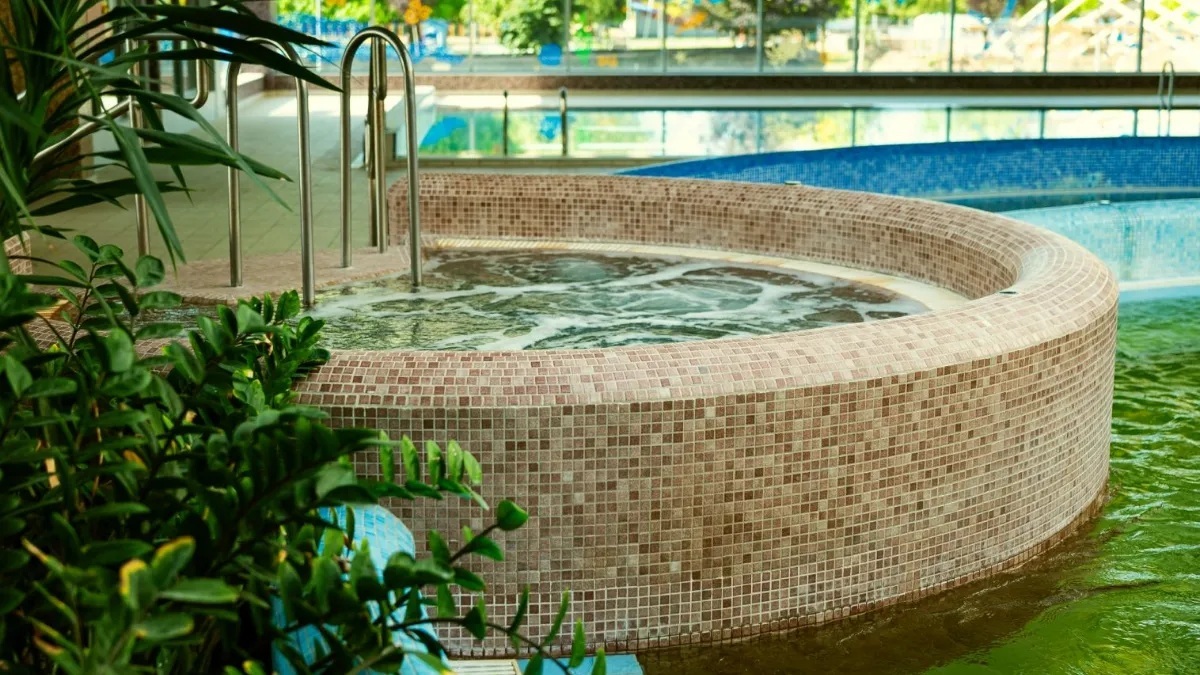 nyírbátori Sárkány Wellness és Gyógyfürdő