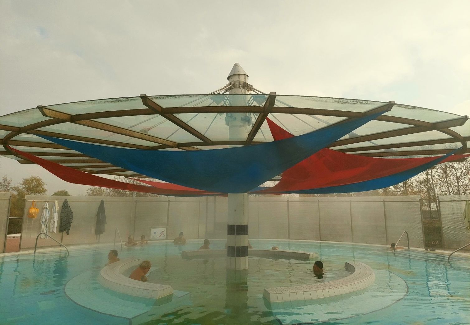 Csepeli Strandfürdő termálmedence