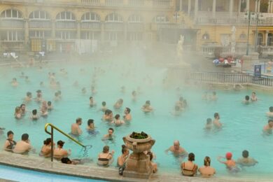 Sokan túladagolják a gyógyvizet