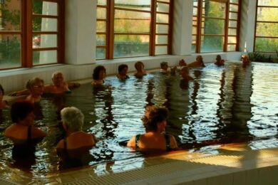 Sokan rossz medencét választanak a gyógyvizes fürdőkben