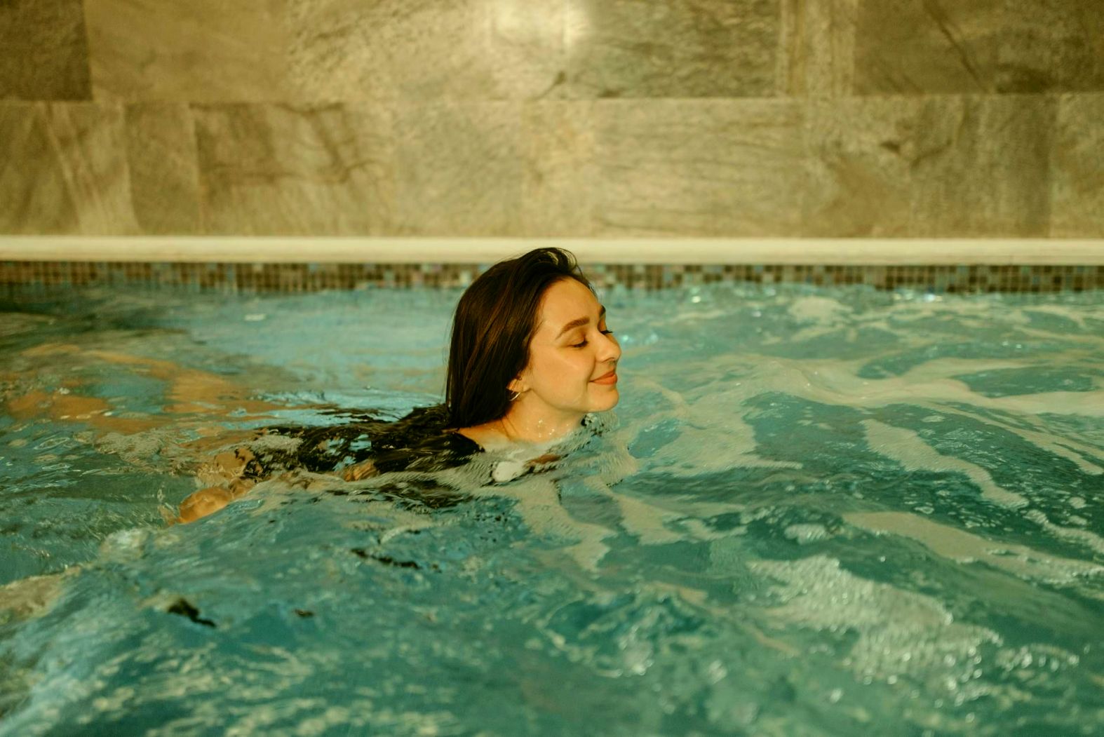 termálvizes fürdőzés