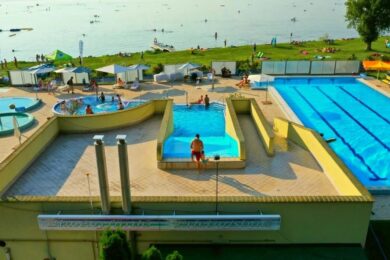 Idén zárva marad az egyik balatoni élményfürdő