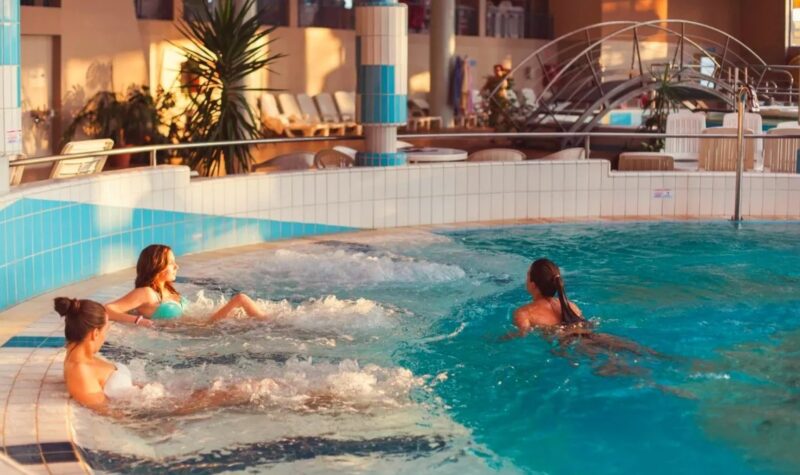 Már ezen a héten újranyitják az élményfürdőt Gyopárosfürdőn