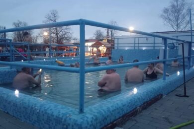 Akár féláras belépők és ingyenes fürdőzés: nőnapi kedvezmények a termálfürdőkben