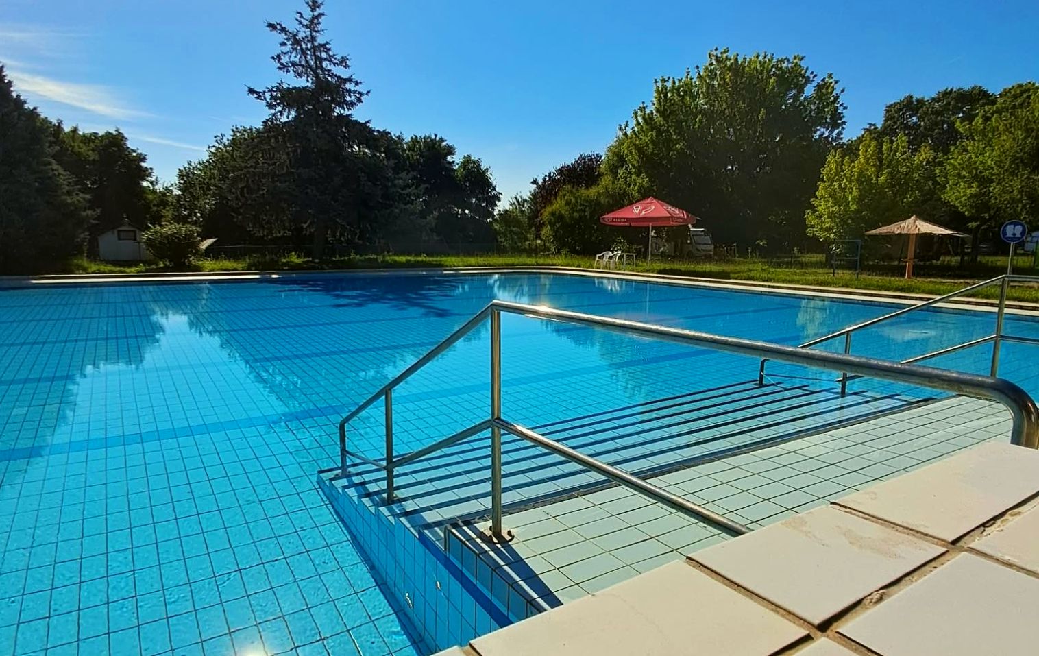 Borgátai Termálfürdő strandmedence