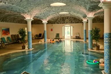 Két 300 fő körüli kis falu, ahol megfizethető termálfürdő vár ránk